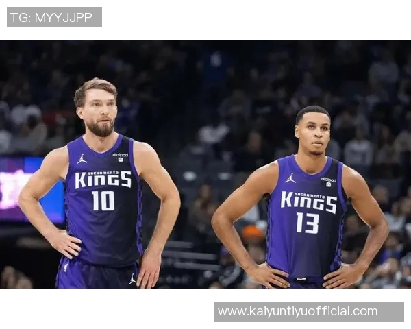 布克期待伤员复出与雷霆激战8强对决将是针尖对麦芒的较量 布克期待伤员复出与雷霆激战8强对决将是针尖对麦芒的较量