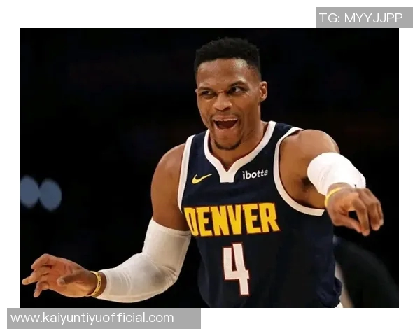 威少意外成后卫历史篮板王赛后请求保留比赛用球以作纪念