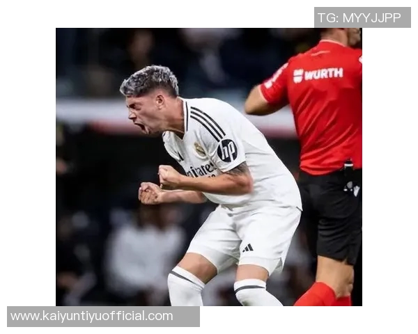 姆巴佩缺席法国训练两天今日将决定能否出战比赛